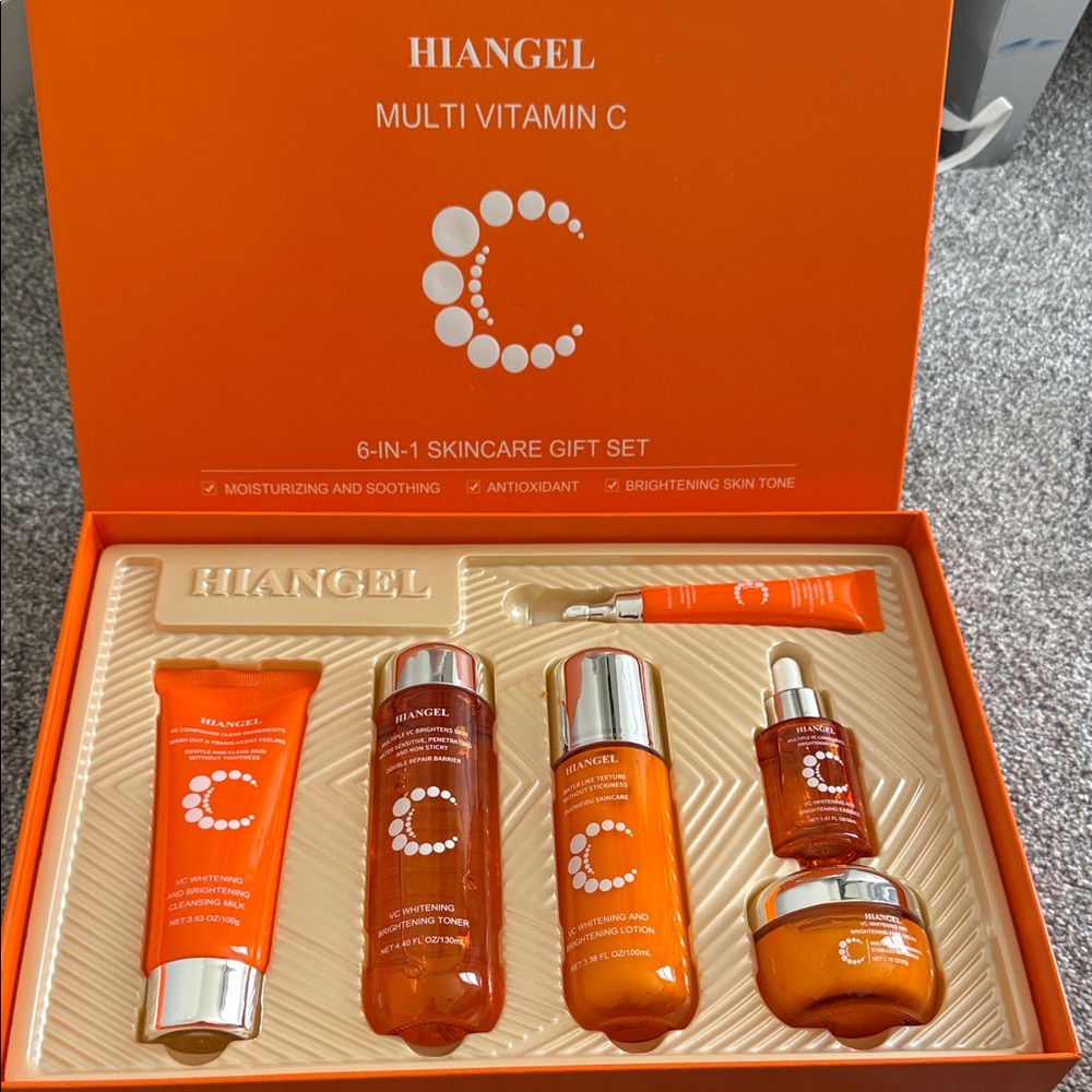 Angel Multi Vitamin C Skincare Set - Orange